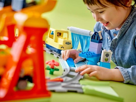 Lego LEGO DUPLO 10428 Duży interaktywny pociąg miejski Lego LEGO DUPLO 10428 Duży interaktywny pociąg miejski