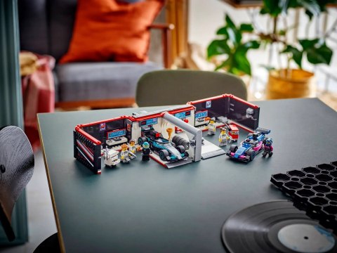 Lego LEGO CITY 60444 F1 Garaż i bolidy Mercedes-AMG i Alpine Lego LEGO CITY 60444 F1 Garaż i bolidy Mercedes-AMG i Alpine