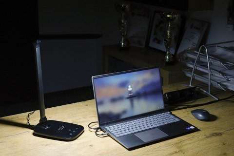 MONTIS MONTIS MT042-BK LAMPKA BIURKOWA LED CZARNA 230V + USB MONTIS MONTIS MT042-BK LAMPKA BIURKOWA LED CZARNA 230V + USB