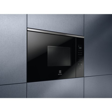 Kuchenka mikrofalowa ELECTROLUX KMFE172TEX (WYPRZEDAŻ) Kuchenka mikrofalowa ELECTROLUX KMFE172TEX (WYPRZEDAŻ)