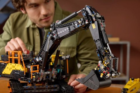 Lego LEGO Technic 42215 Koparka Volvo EC500 Hybrid Lego LEGO Technic 42215 Koparka Volvo EC500 Hybrid
