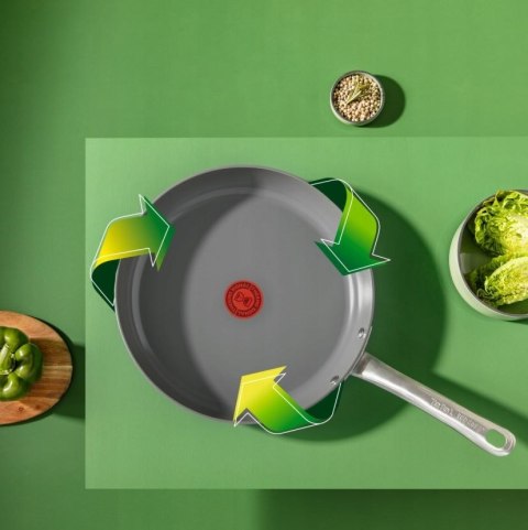 Tefal Patelnia TEFAL Renew+ 24 cm C4240443 Tefal Patelnia TEFAL Renew+ 24 cm C4240443