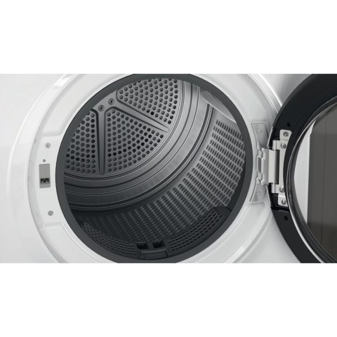 Hotpoint Suszarka z pompą ciepła HOTPOINT NT M11 82SK EU Hotpoint Suszarka z pompą ciepła HOTPOINT NT M11 82SK EU