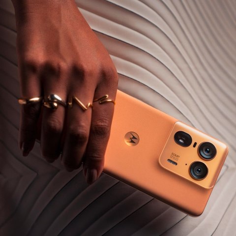 Motorola Smartfon Motorola Edge 50 Ultra 5G 16/1024GB Peach Fuzz Motorola Smartfon Motorola Edge 50 Ultra 5G 16/1024GB Peach Fuzz