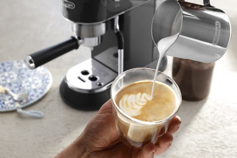 DeLonghi Ekspres do kawy DeLonghi EC885.GY (WYPRZEDAŻ) DeLonghi Ekspres do kawy DeLonghi EC885.GY (WYPRZEDAŻ)
