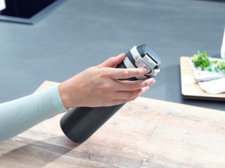 LEIFHEIT Kubek termiczny Flip 600 ml, czarny 3271 LEIFHEIT