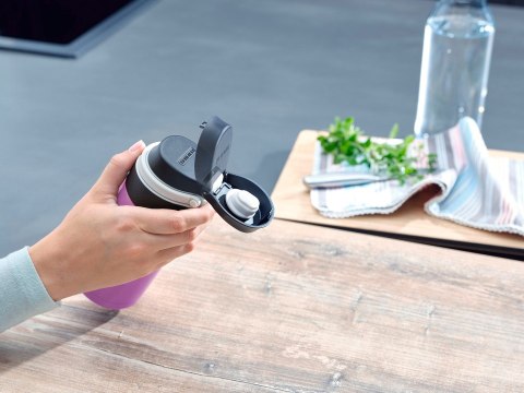 LEIFHEIT Kubek termiczny Flip 350 ml, purpurowy 3246 LEIFHEI