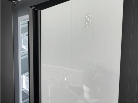 Electrolux Chłodziarko-zamrażarka ELECTROLUX LNT7ME36G2