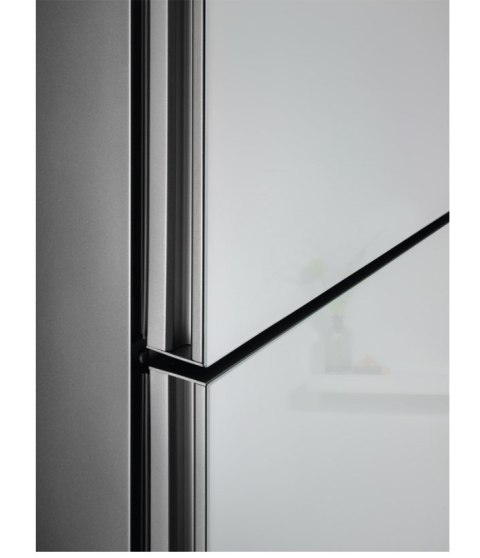 Electrolux Chłodziarko-zamrażarka ELECTROLUX LNT7ME36G2