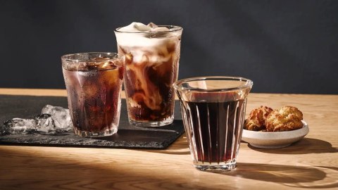 Siemens Ekspres ciśnieniowy Siemens TP713RO9 EQ700 (czarny; 19 barów)