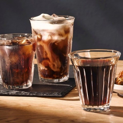 Siemens Ekspres ciśnieniowy Siemens TP715R07 EQ700 (czarny; 19 barów)