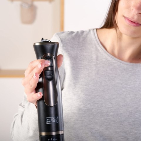 Blender ręczny Black+Decker BXHB800E (800W) Blender ręczny Black+Decker BXHB800E (800W)