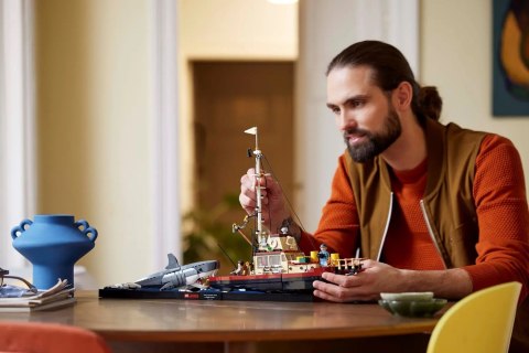 Lego LEGO Ideas 21350 Szczęki