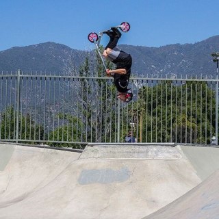 Razor Hulajnoga Razor A5 Lux 13073001 (kolor srebrny)