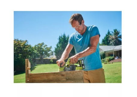 RYOBI Strug akumulatorowy RYOBI bez aku i ład R18PL-0