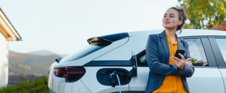 Qoltec Qoltec Mobilna ładowarka do samochodu elektrycznego EV z regulacją 2w1 Typ2 3.5kW 230V LCD SCHUKO Przenośna Wallbox 5m