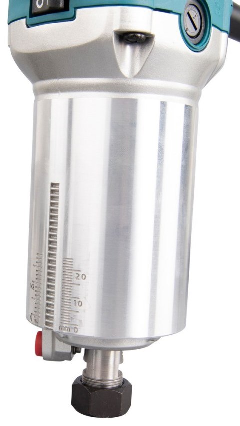 MAKITA Frezarko-wycinarka elek 710W MAKITA RT0702CX2J (WYPRZEDAŻ)