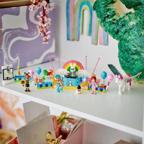 Lego LEGO FRIENDS 42661 COSTUME PLEGO ARTY WITH UNICORN & FAIRY