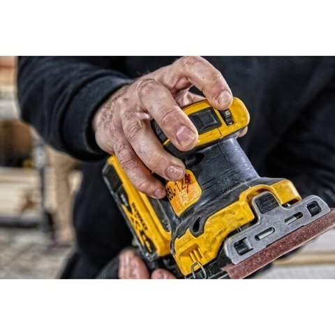 DeWalt Szlifierka Oscylacyjjna 18V DCW200NT DEWALT