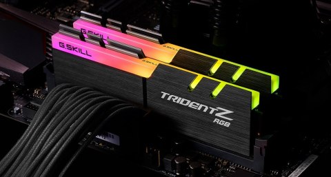 G.SKILL Zestaw pamięci G.SKILL TridentZ RGB F4-3600C16D-16GTZRC (DDR4 DIMM; 2 x 8 GB; 3600 MHz; CL16)