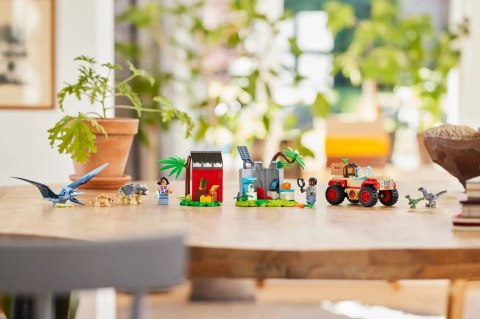 Lego LEGO Jurassic World 76963 Centrum ratunkowe dla małych dinozaurów