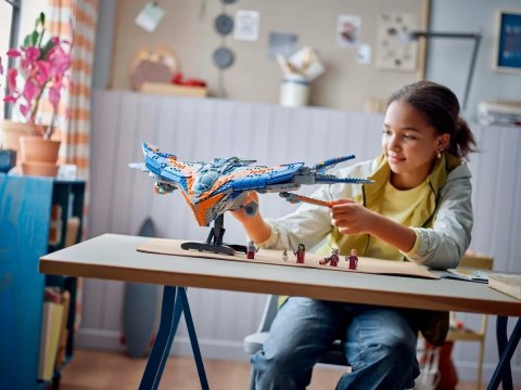 Lego LEGO Super Heroes 76286 Strażnicy Galaktyki: statek kosmiczny Milano