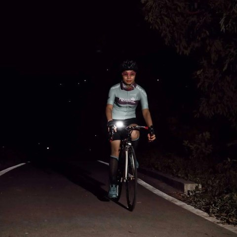 NEXTOOL Latarka czołowa NexTool NE20005 170lm akumulator niebieska