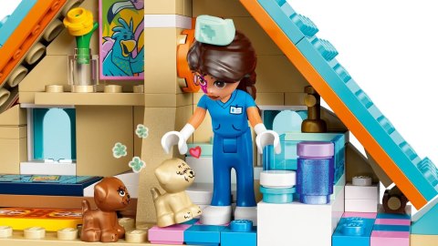 Lego LEGO FRIENDS 42651 Koń i lecznica dla zwierząt