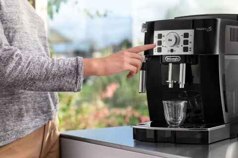 DeLonghi Ekspres ciśnieniowy DeLonghi ECAM 21.110.B