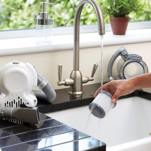 Odkurzacz akumulatorowy Black&Decker DustBuster Flexi PD1820L-QW (kolor srebrny) Odkurzacz akumulatorowy Black&Decker DustBuster Flexi PD1820L-QW (kolor srebrny)