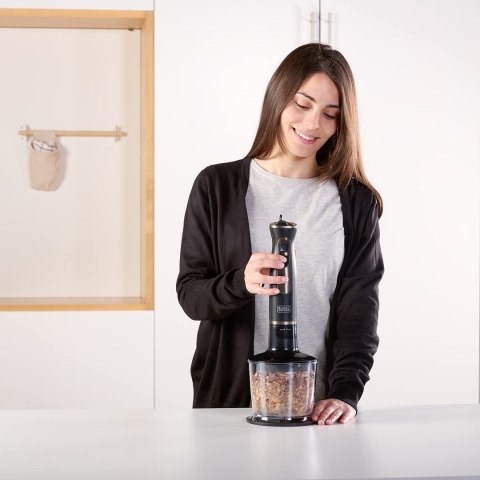 BLACK+DECKER Blender ręczny Black+Decker BXHBA800E (800W)