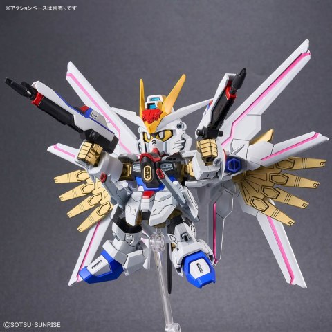 BANDAI SDCS MIGHTY STRIKE FREEDOM GUNDAM