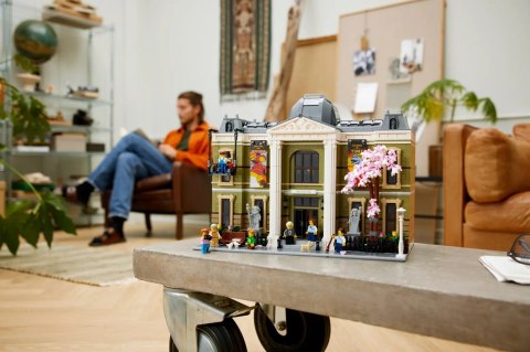 Lego LEGO Icons 10326 Muzeum Historii Naturalnej