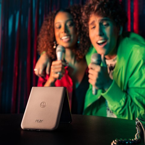 Motorola Motorola Razr 50 5G DS. 8/256GB Beach Sand