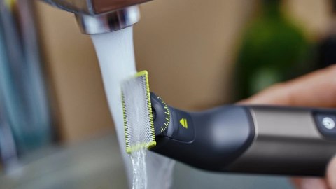 Philips Golarka PHILIPS OneBlade Pro QP 6652/61