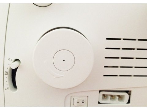 HUSQVARNA Maszyna do szycia Overlock Husqvarna Huskylock S15 (WYPRZEDAŻ)