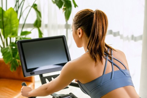 OVICX Rower stacjonarny, magnetyczny OVICX Q200X z ekranem dotykowym 15,6" TFT, WIFI bluetooth&app (WYPRZEDAŻ)