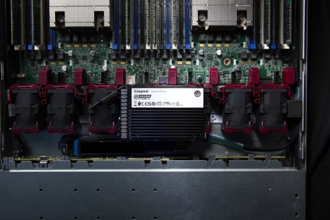 Kingston Dysk SSD Kingston DC3000ME 3.84TB U.2 (15mm) NVMe PCIe 5.0 SEDC3000ME/3T8 (DWPD 1) TCG