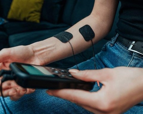 Haxe M100A Aparat do elektroterapii combo TENS/EMS HAXE