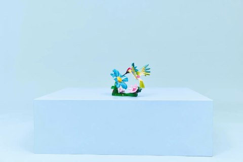 Lego LEGO Creator 31384 Dzikie zwierzęta: Kolorowy koliber