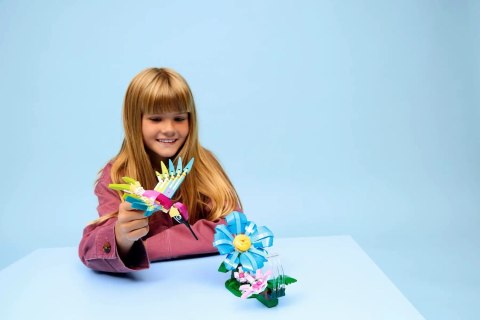 Lego LEGO Creator 31384 Dzikie zwierzęta: Kolorowy koliber