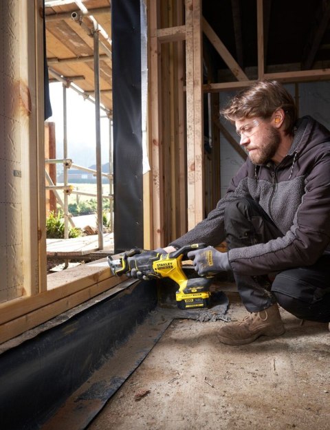 STANLEY Pilarka szablasta fatmax 18V SFMCS311B-XJ STANLEY