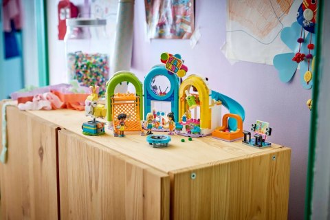 Lego LEGO Friends 42686 Kryty plac zabaw