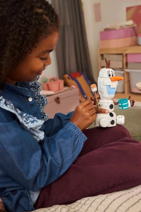 Lego LEGO Disney Princess 43287 Olaf i Bruni na pikniku