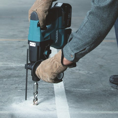 MAKITA Młot wiercąco-kujący 18V SDS-PLUS MAKITA DHR243RTJ + uchwyt