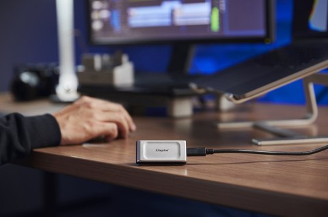 Kingston Dysk zewnętrzny SSD Kingston XS2000 (2TB; USB 3.2; srebrny; SXS2000/2000G)