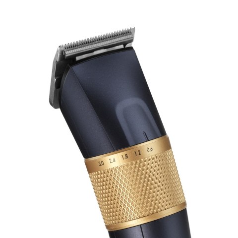 Maszynka do strzyżenia BABYLISS E986E (WYPRZEDAŻ) Maszynka do strzyżenia BABYLISS E986E (WYPRZEDAŻ)