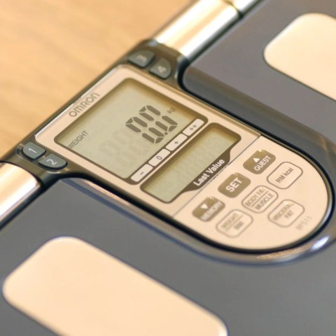 Waga z analizatorem składu ciała Omron Body Comp Monitor BF511 Blue HBF-511B-E Waga z analizatorem składu ciała Omron Body Comp Monitor BF511 Blue HBF-511B-E