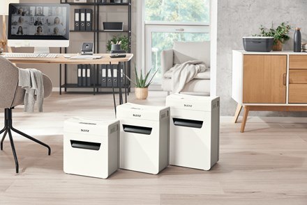 Leitz Niszczarka IQ Protect Premium 8X, P4, 8 kartek, 14 l kosz Leitz Niszczarka IQ Protect Premium 8X, P4, 8 kartek, 14 l kosz
