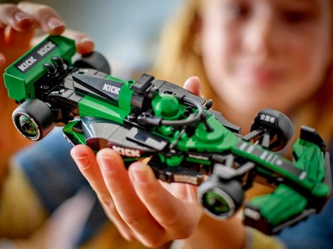LEGO Speed Champions 77247 Bolid F1® KICK Sauber Team C44 LEGO Speed Champions 77247 Bolid F1® KICK Sauber Team C44
